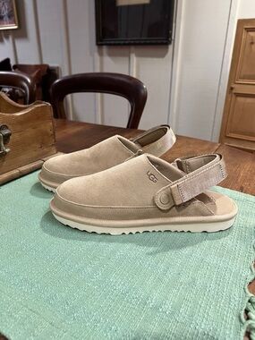 NWT UGG Goldenstar Clogs